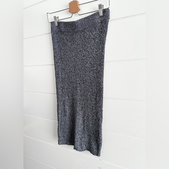 Dynamite Ribbed Pencil Skirt - Size Small - Picture 3 of 12